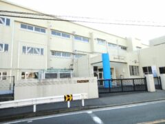 境木小学校まで 徒歩5分(349m)